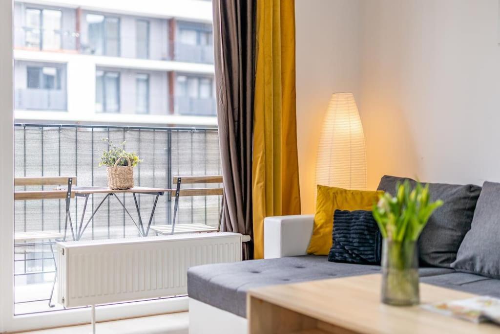 Cityscape Oasis: Active Studio Heaven Bratislava Exteriör bild